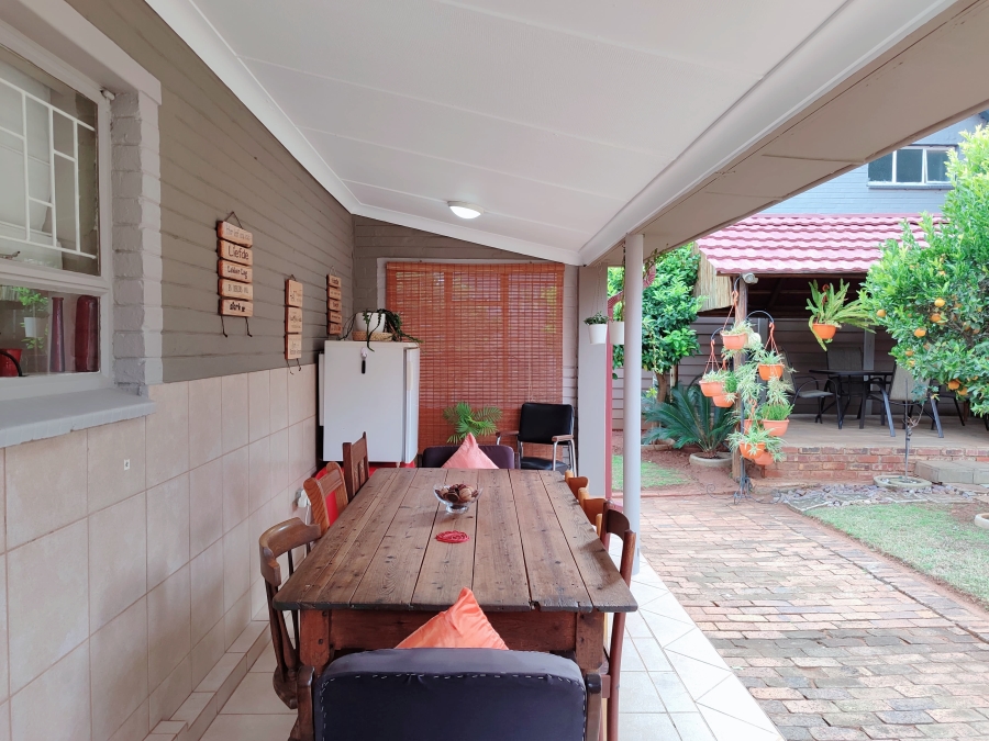 4 Bedroom Property for Sale in Wilkoppies North West